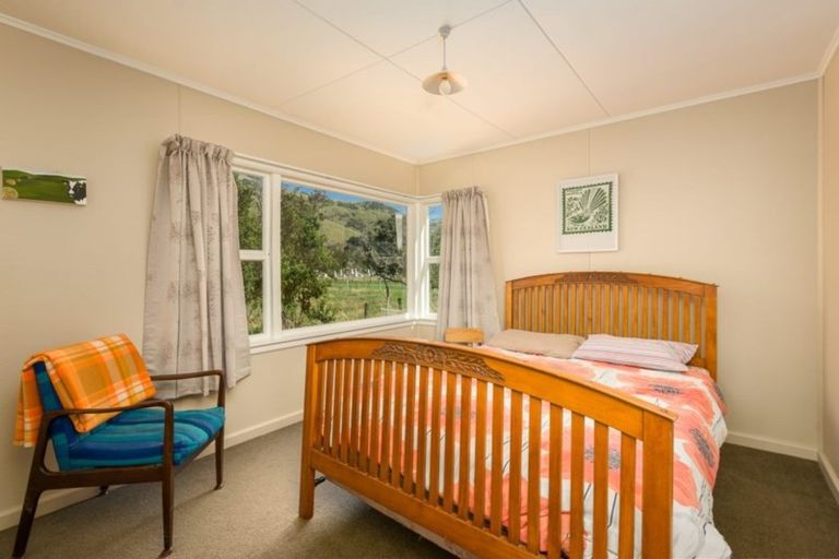 Photo of property in 20 Chorlton Road, Okains Bay, 7583