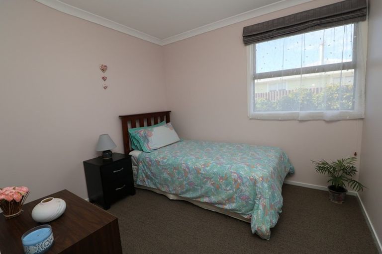 Photo of property in 14 Andresen Street, Foxton Beach, Foxton, 4815