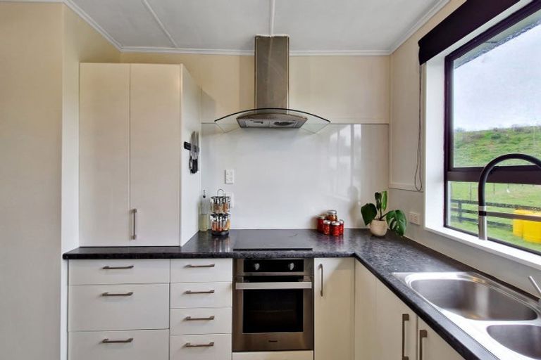 Photo of property in 125a Hickford Road, Foxton, 4893