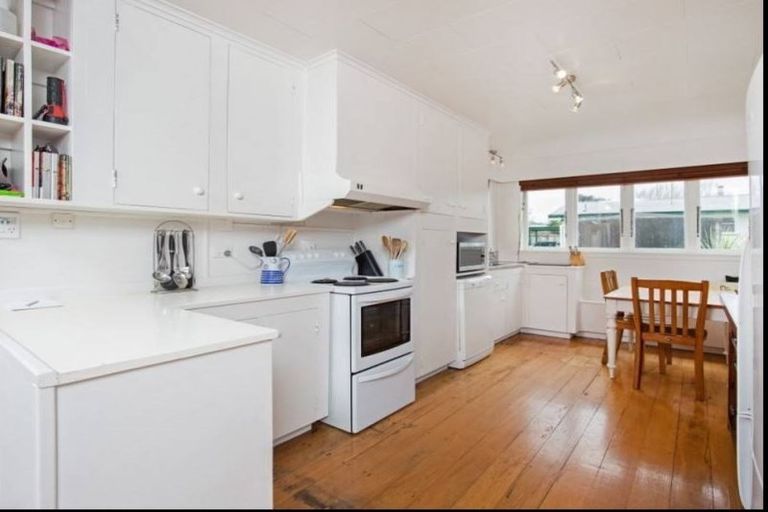 Photo of property in 53 Waimauku Station Road, Waimauku, 0812