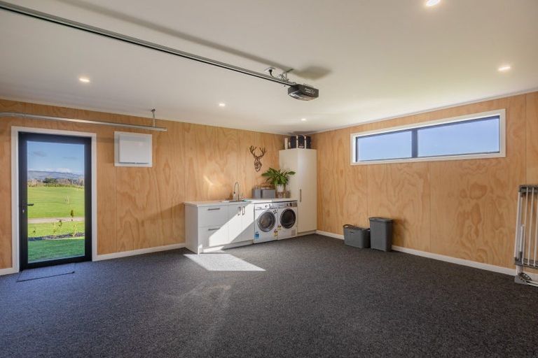 Photo of property in 375c Maharakeke Road, Waipukurau, 4281