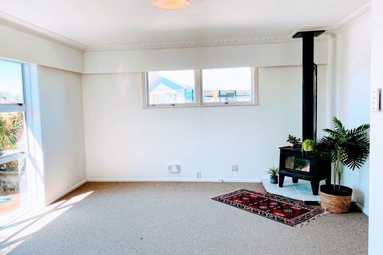 Photo of property in 18 Duke Avenue, Pukekohe, 2120