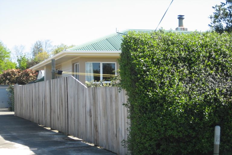 Photo of property in 2/12 Marsden Road, Stoke, Nelson, 7011