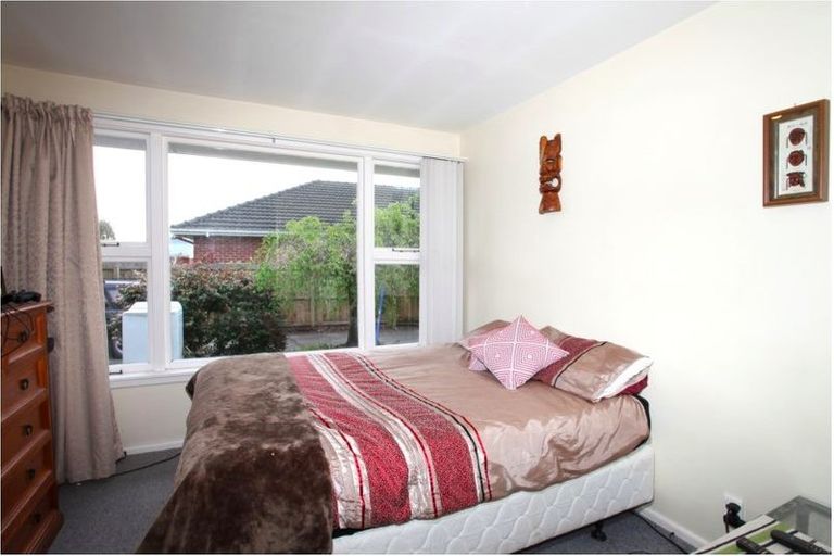 Photo of property in 21 Woodbury Street, Avonhead, Christchurch, 8042