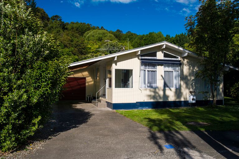 Photo of property in 35 Kingsley Street, Whataupoko, Gisborne, 4010