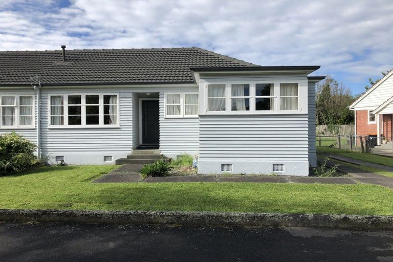 Photo of property in 43 Savage Crescent, West End, Palmerston North, 4412