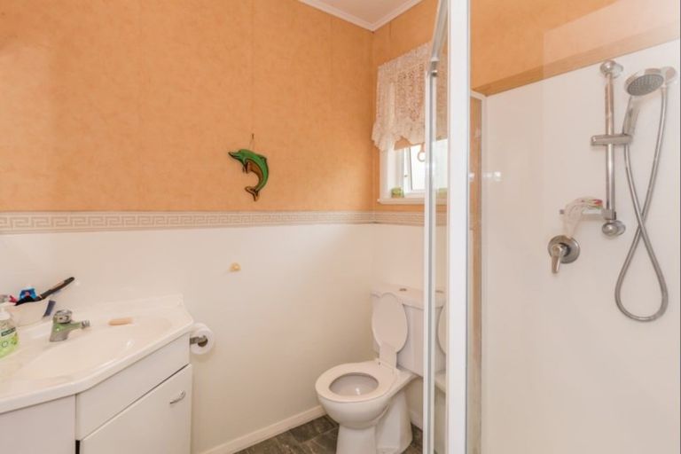 Photo of property in 31 Kawiu Road, Levin, 5510