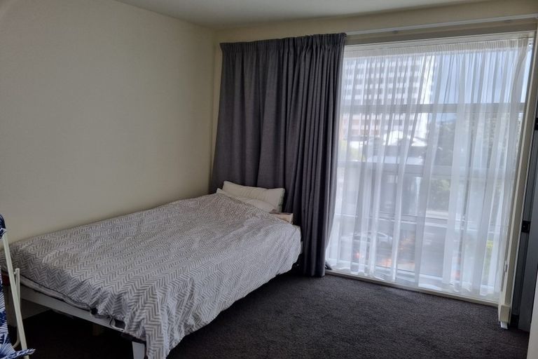 Photo of property in St Pauls Apartments, 48/43 Mulgrave Street, Thorndon, Wellington, 6011