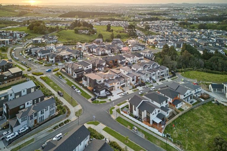 Photo of property in 4 Greenstead Close, Flat Bush, Auckland, 2019