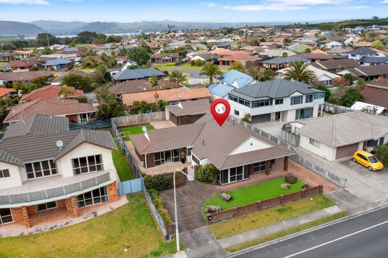 Photo of property in 27 Matapihi Road, Mount Maunganui, 3116