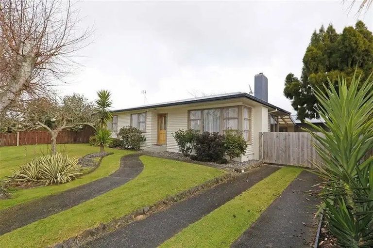 Photo of property in 21 Clematis Avenue, Pukete, Hamilton, 3200