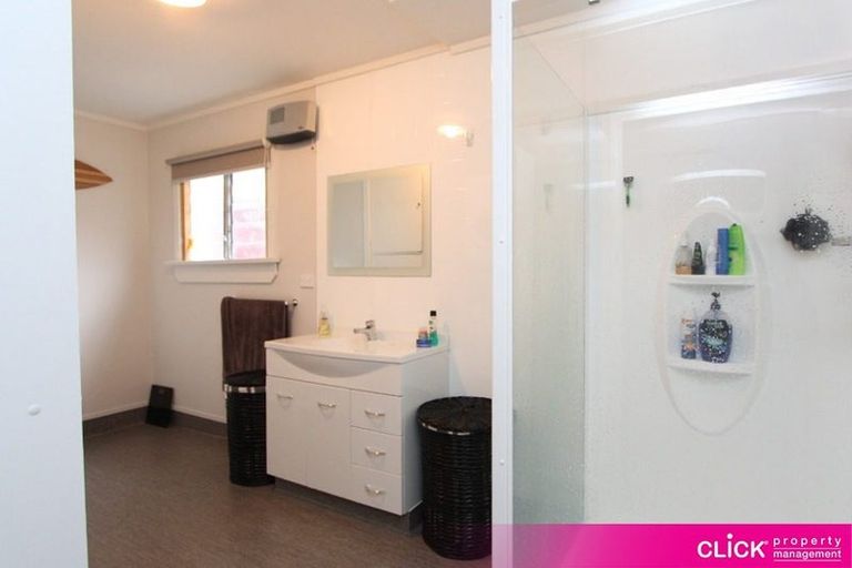 Photo of property in 2 Royal Terrace, Dunedin Central, Dunedin, 9016