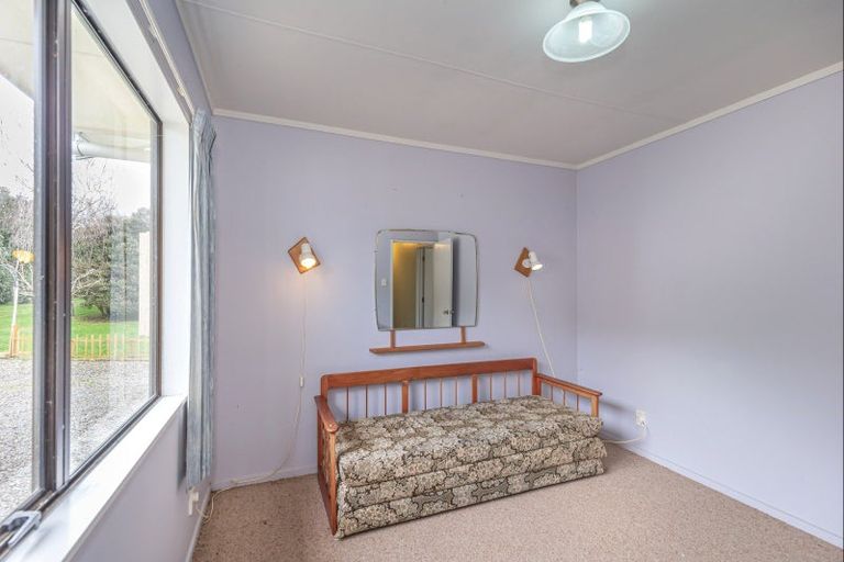 Photo of property in 218 Hokio Beach Road, Levin, 5571