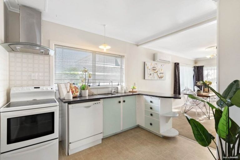 Photo of property in 3 Navarre Road, Glendowie, Auckland, 1071