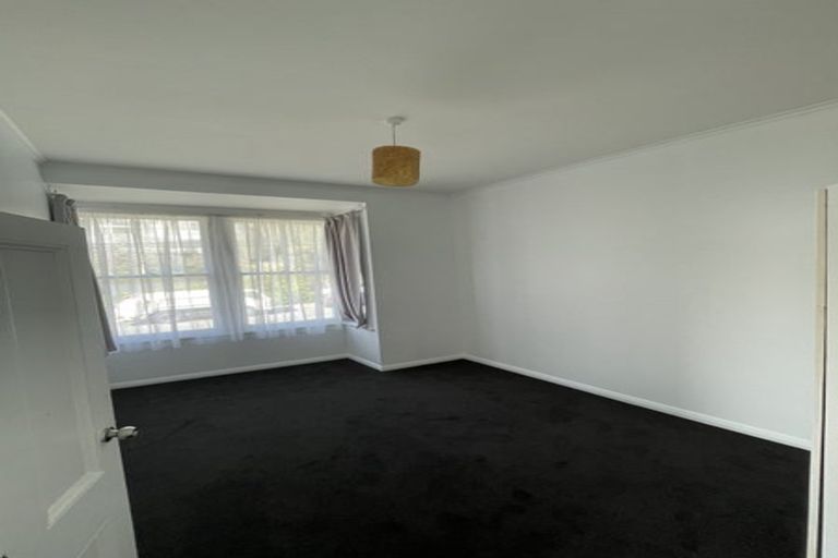 Photo of property in 1/50 Clyde Street, Island Bay, Wellington, 6023