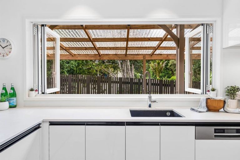 Photo of property in 33 Kotare Crescent, Maunu, Whangarei, 0110