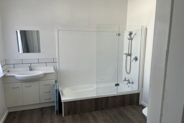 Photo of property in 505 Featherston Street, Roslyn, Palmerston North, 4414