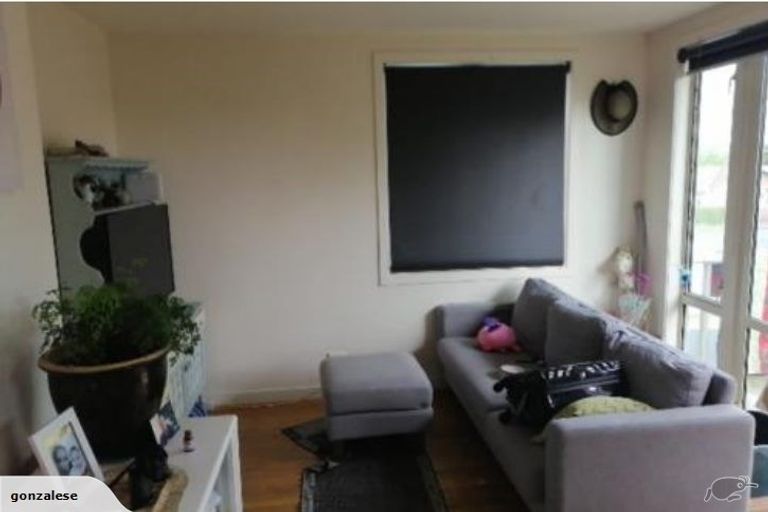 Photo of property in 25 Gaine Street, New Plymouth, 4310