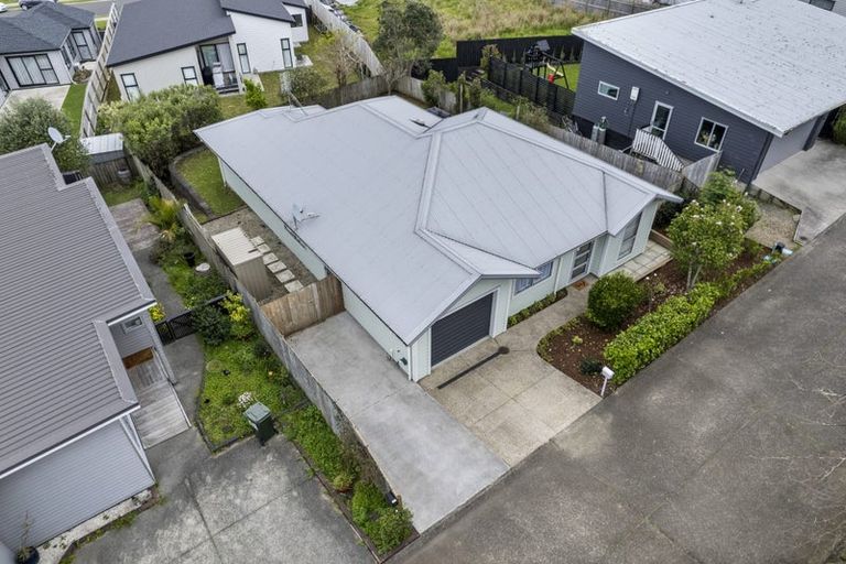 Photo of property in 5 Tee Point, Red Beach, 0932