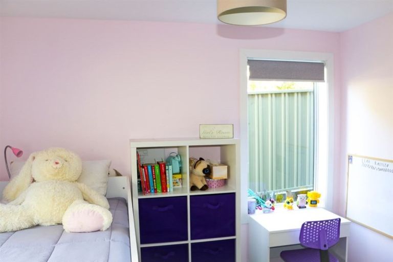 Photo of property in 1/2a Spring Street, Devonport, Auckland, 0624