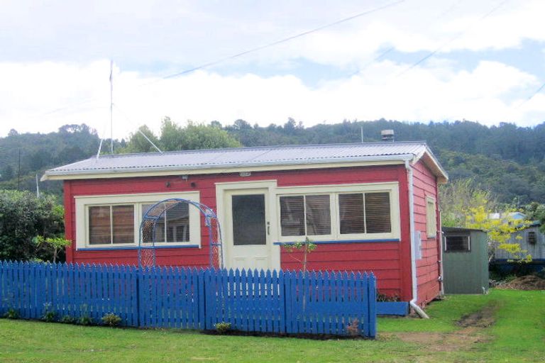 Photo of property in 10 Brighton Road, Waihi Beach, 3611