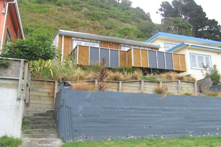 Photo of property in 278 Queens Drive, Lyall Bay, Wellington, 6022