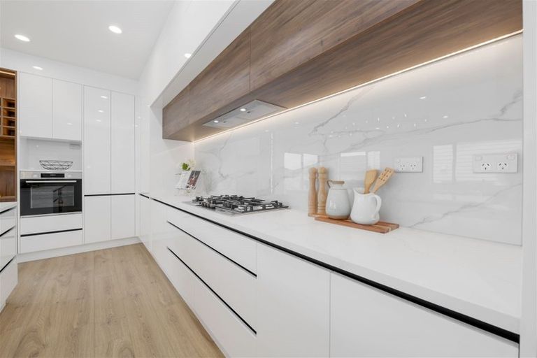 Photo of property in 12 Tiro Street, Flat Bush, Auckland, 2019