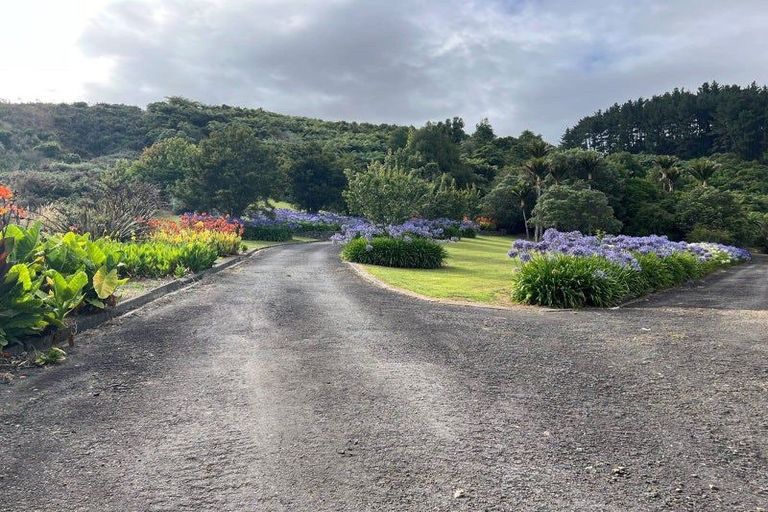 Photo of property in 102 Kuku East Road, Kuku, Levin, 5570