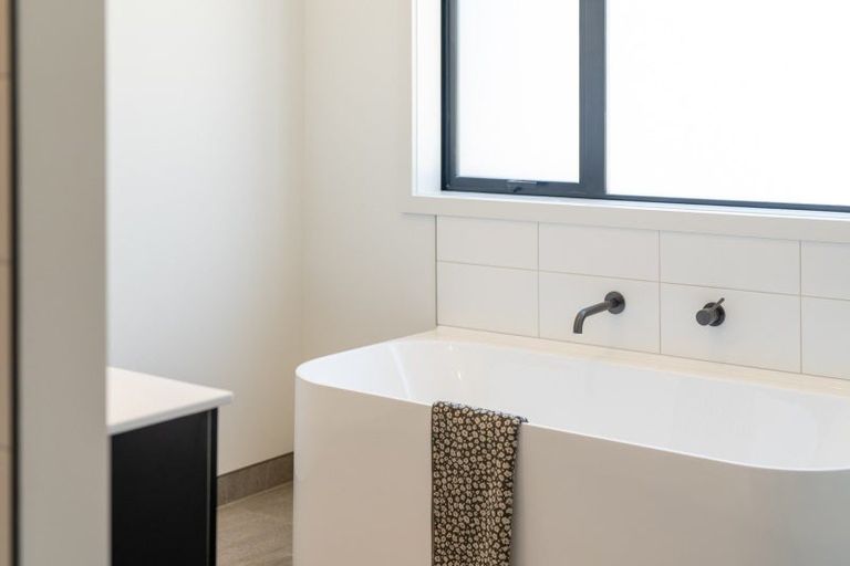 Photo of property in 41 Fencourt Road, Cambridge, 3496