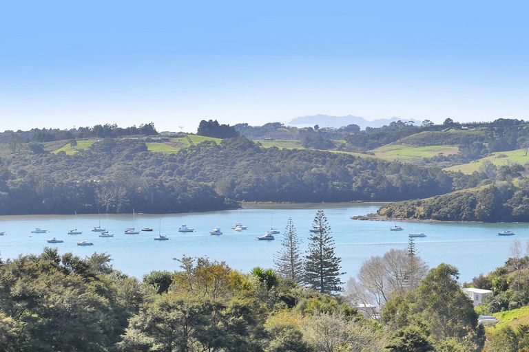 Photo of property in 45 Brick Bay Drive, Sandspit, Warkworth, 0982