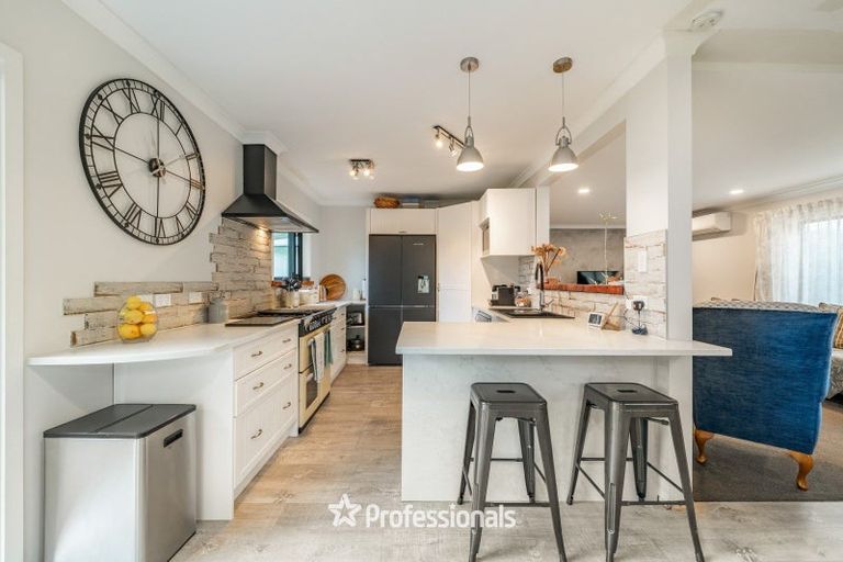 Photo of property in 8 Sydney Crescent, Raumati South, Paraparaumu, 5032