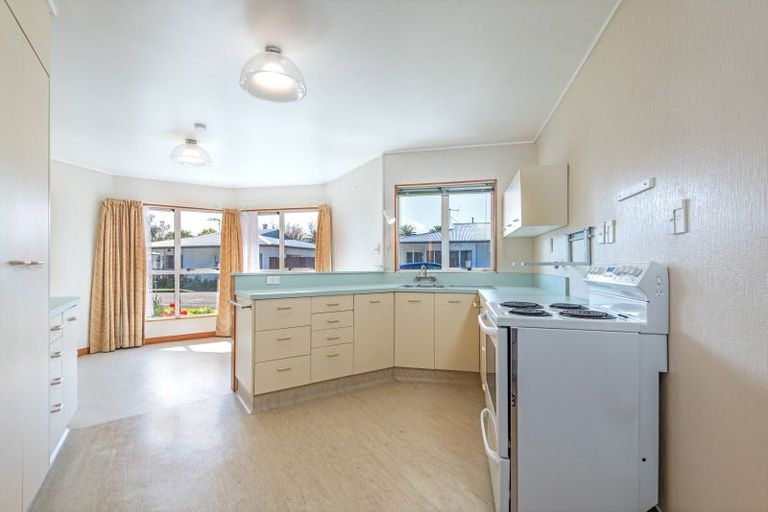 Photo of property in 1 Hughes Court, Pahiatua, 4910