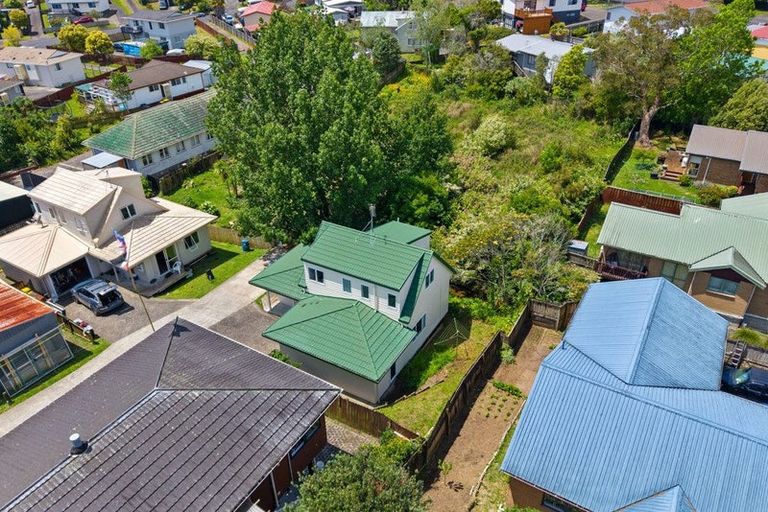 Photo of property in 2/30 Forest Hill Road, Henderson, Auckland, 0612