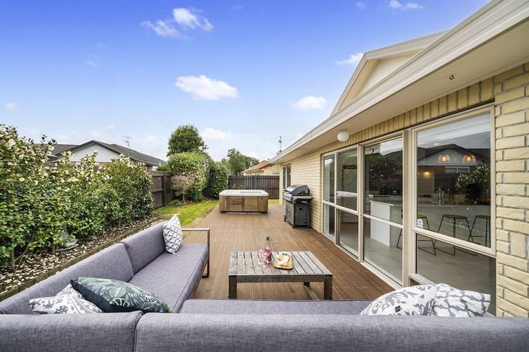 Photo of property in 8 Sheriff Place, Randwick Park, Auckland, 2105