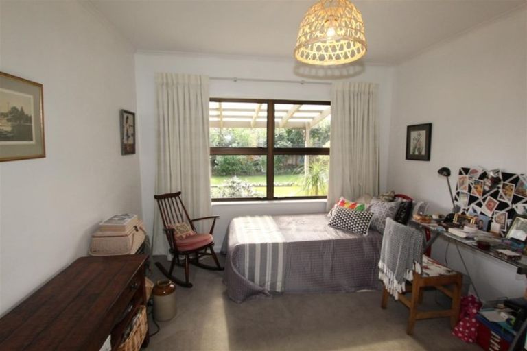 Photo of property in 8 Robertson Street, Glenholme, Rotorua, 3010