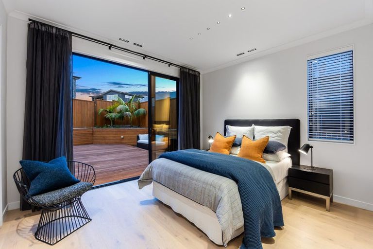 Photo of property in 7 Headsail Drive, Long Bay, Auckland, 0630