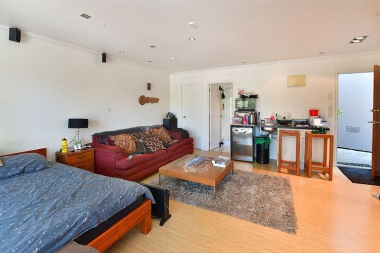 Photo of property in 20 Rawhiti Road, Manly, Whangaparaoa, 0930