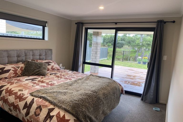 Photo of property in 3 Carriage Close, Omokoroa, 3114