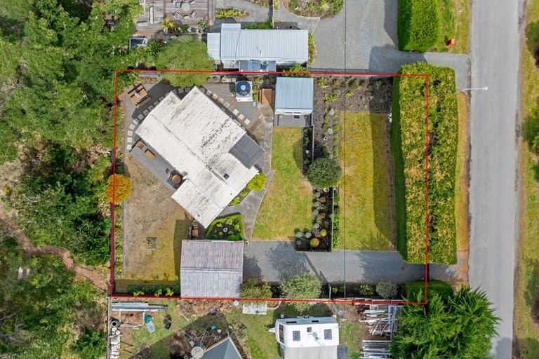 Photo of property in 15 South Crescent, Amberley, 7481