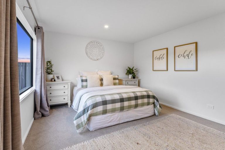 Photo of property in 2 Seven Oaks Drive, Kinloch, Taupo, 3377