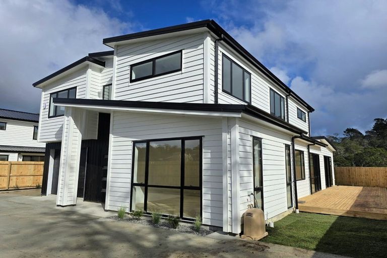 Photo of property in 41c Candia Road, Swanson, Auckland, 0614