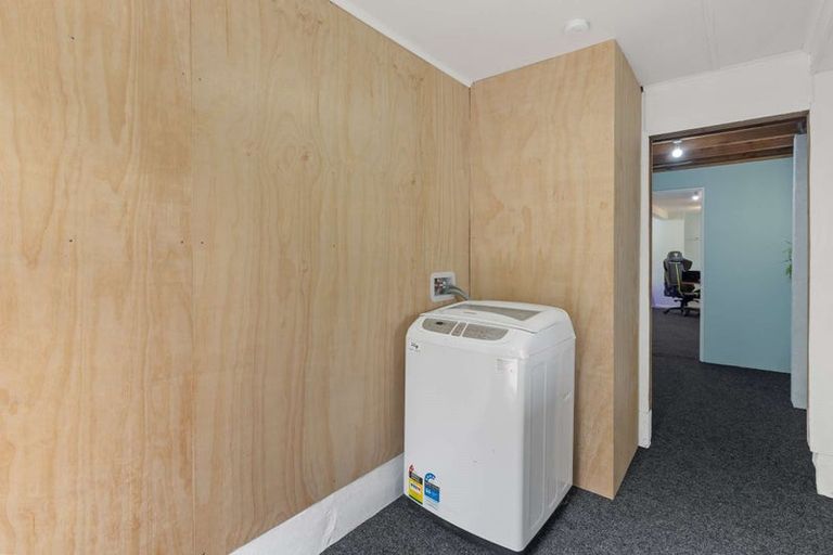 Photo of property in 111 Port Hills Road, Heathcote Valley, Christchurch, 8022