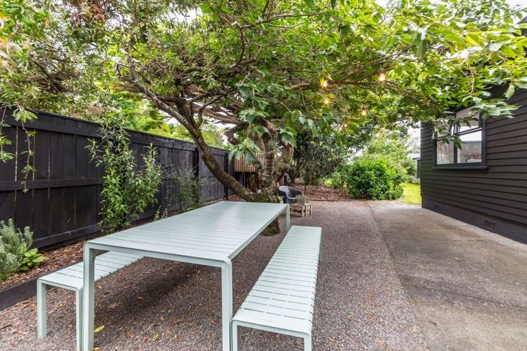 Photo of property in 53 Brandon Street, Featherston, 5710