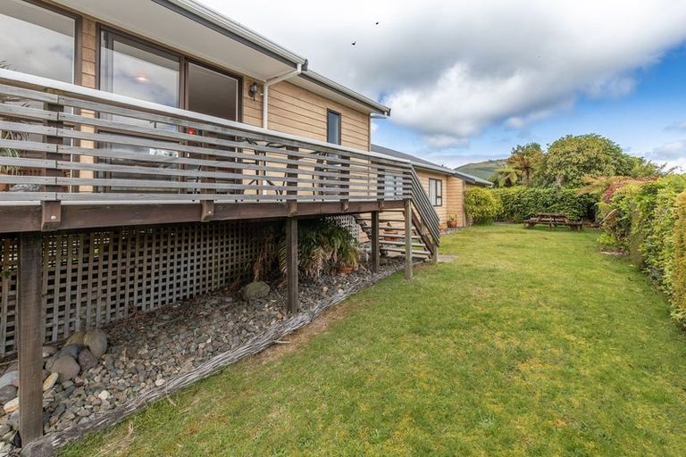 Photo of property in 49 Pihanga Road, Kuratau, Turangi, 3381