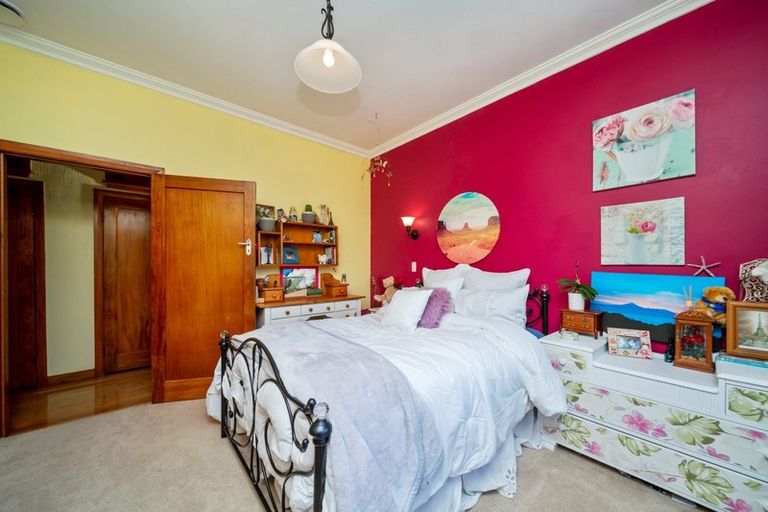 Photo of property in 7091 South Road, Warea, New Plymouth, 4381