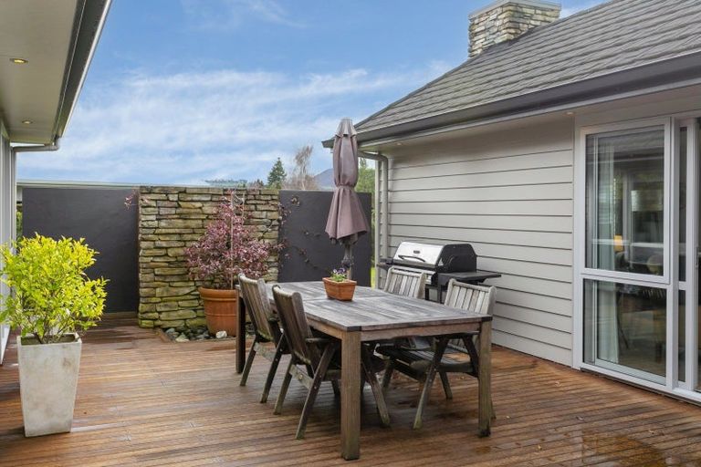 Photo of property in 120 Kenrigg Road, Kinloch, Taupo, 3377