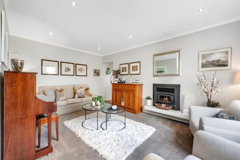 Photo of property in 11 Holly Way, Sunnyhills, Auckland, 2010