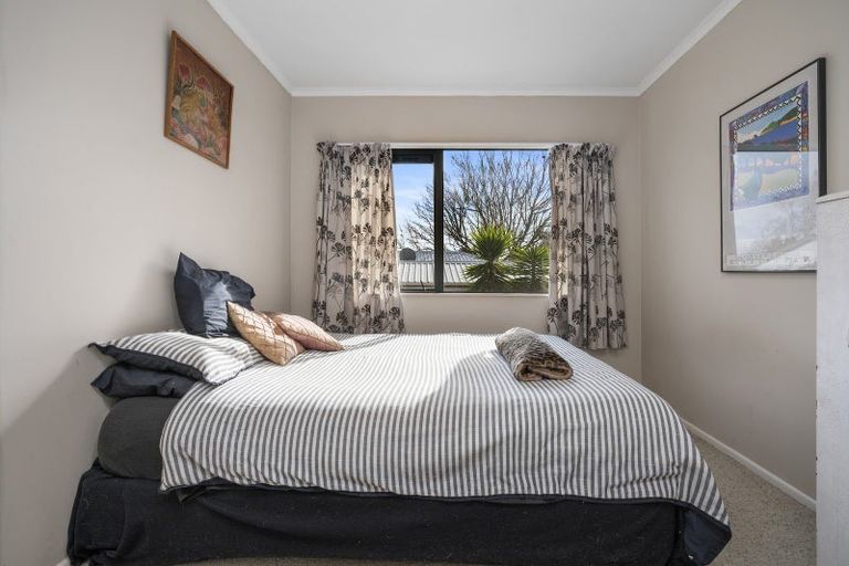 Photo of property in 82 Esmeralda Street, Welcome Bay, Tauranga, 3112