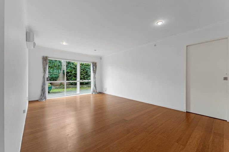 Photo of property in 16 Drummond Drive, Ranui, Auckland, 0612
