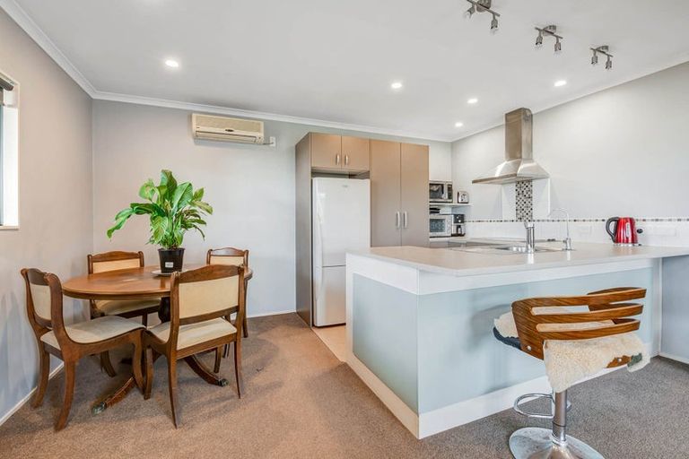 Photo of property in 5 Windward Terrace, Snells Beach, 0920